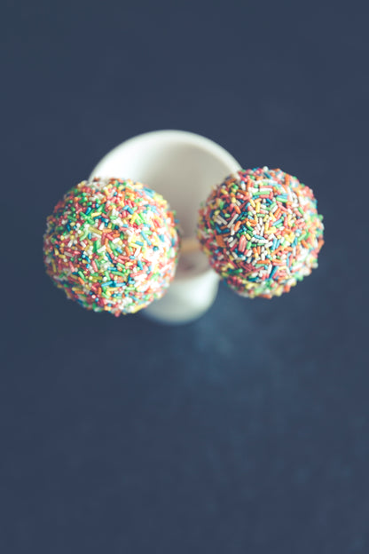 Vanilla Cake Pop | Frosted Cake Pop Type image 0